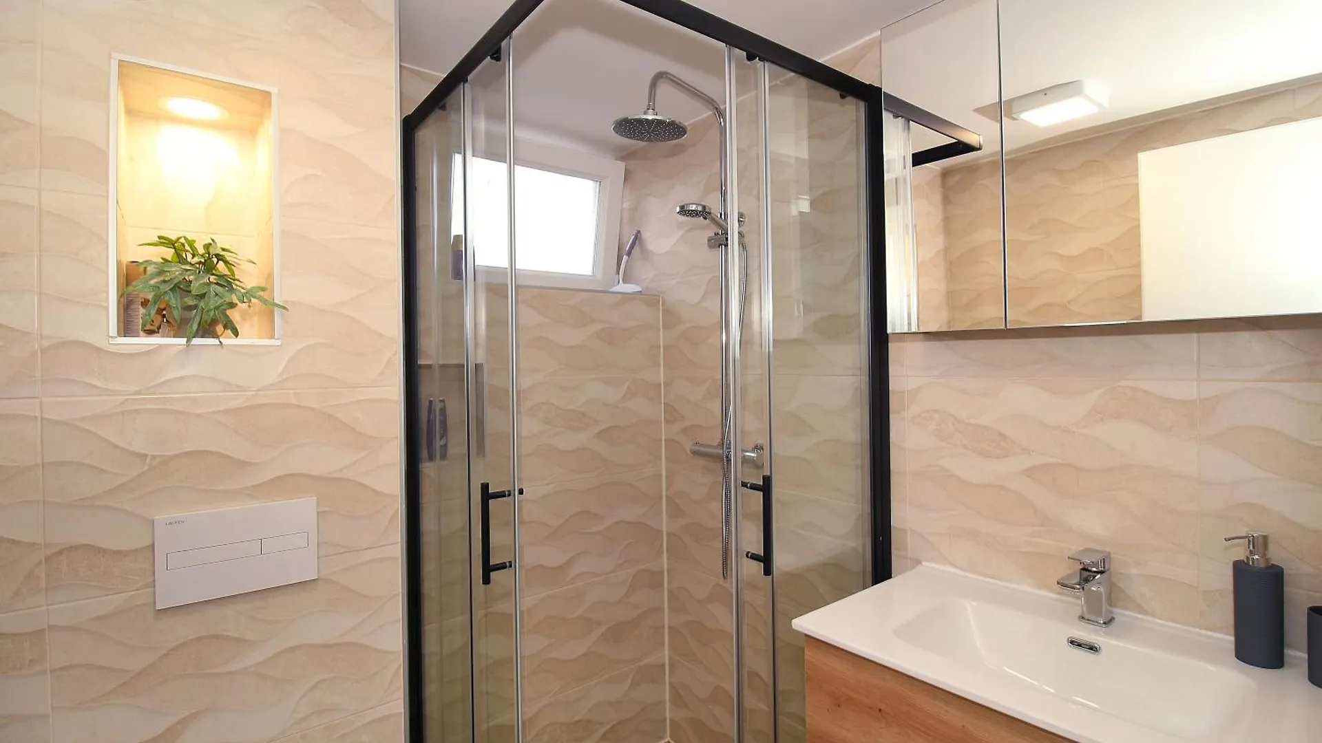 Viola Apartman